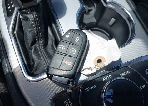 2020 Jeep Grand Cherokee Srt from USA, damaged, VIN 1C4RJFDJ2LC204148